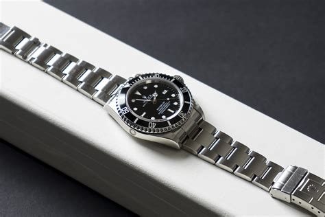 rolex 16600 r8|rolex sea dweller 16600 review.